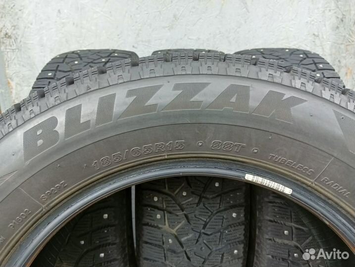 Bridgestone Blizzak Spike-02 185/65 R15 88T