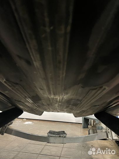 Лодка Solar 420Jet с мотором, водометом и прицепом