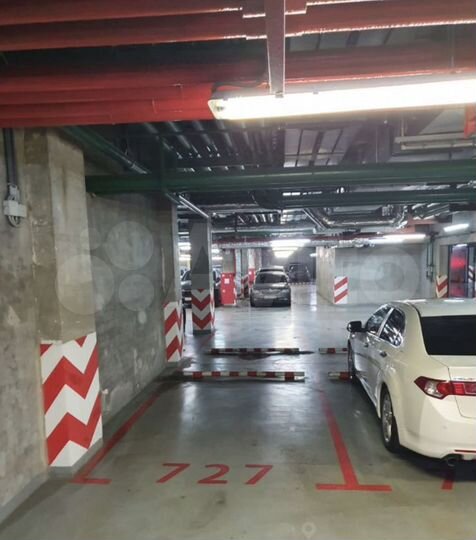 Машиноместо, 12 м²