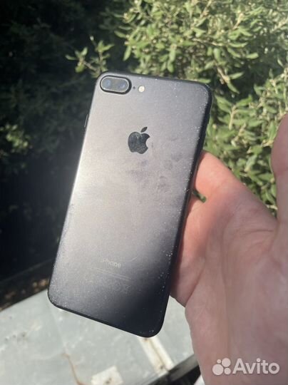 Телефон iPhone 7 plus ru/a