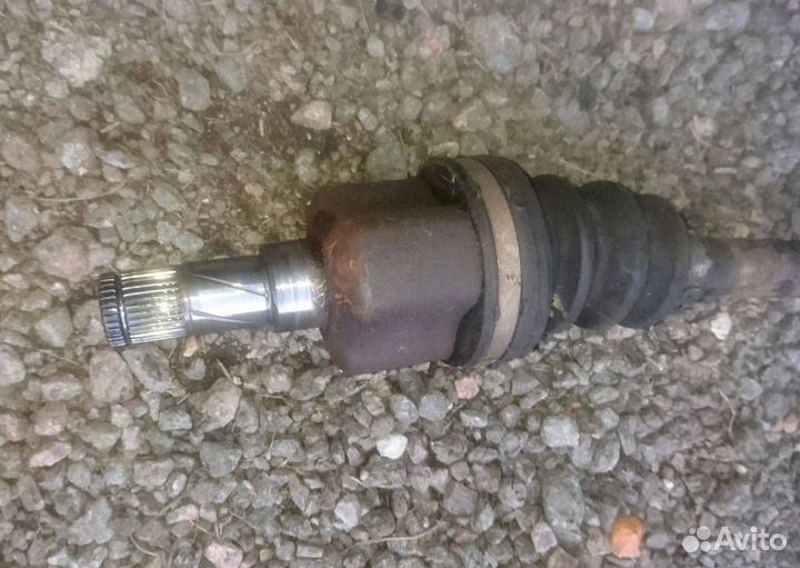 Полуось левая Mini Cooper R56 2008 31607518237