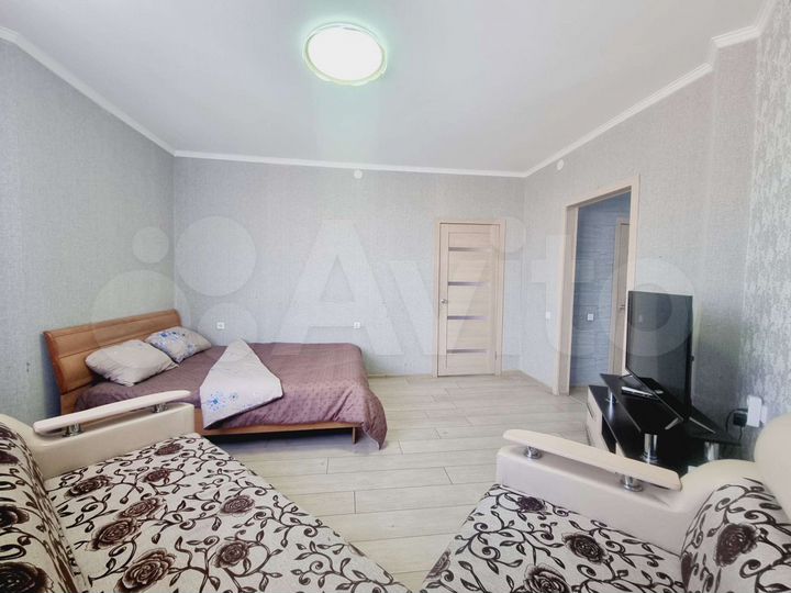2-к. квартира, 82 м², 14/16 эт.