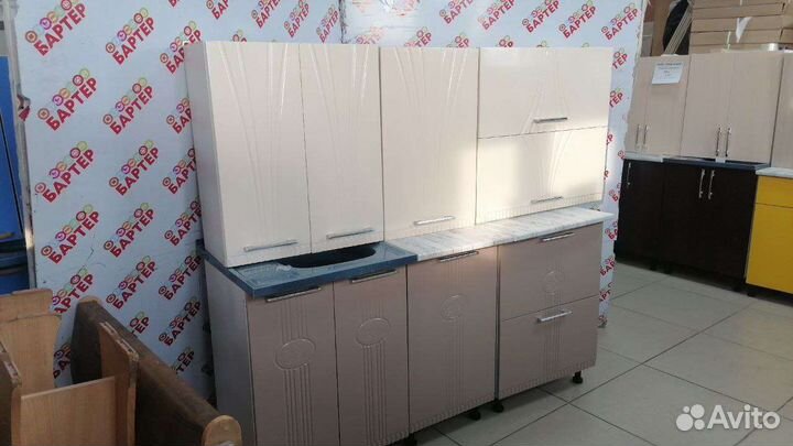 Кухонный гарнитур Лира Ваниль Б10