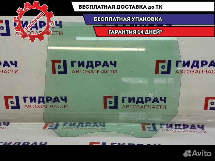 Стекло двери задней левой Ford Kuga 1497995
