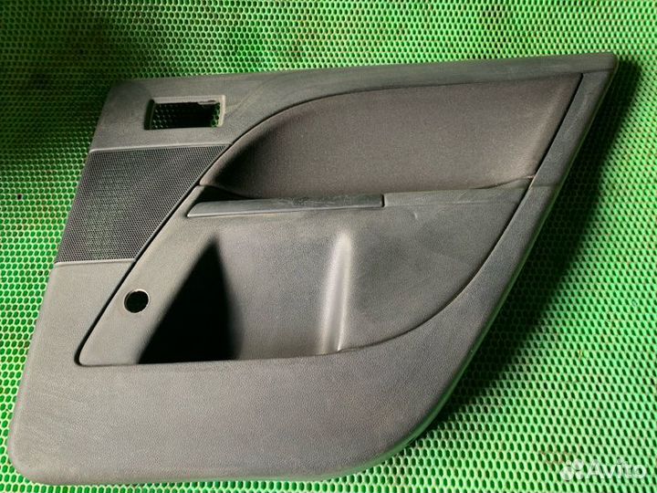 Обшивка карта двери задняя правая Ford Mondeo 3