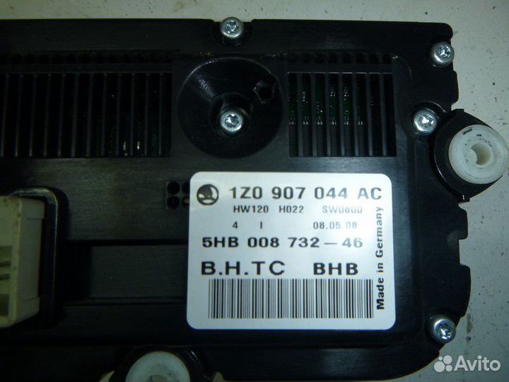 Блок управления климатом skoda octavia (A5) 2004