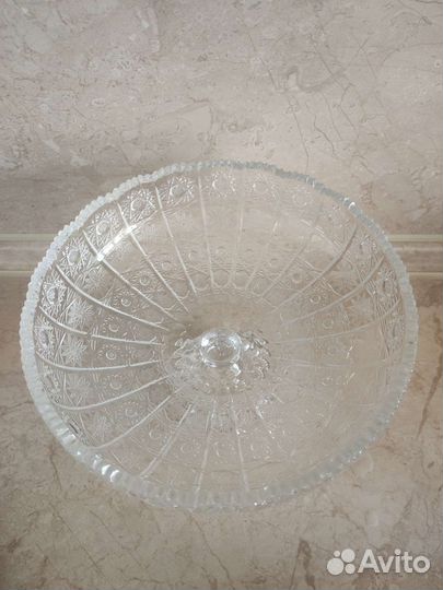 Хрустальная ваза