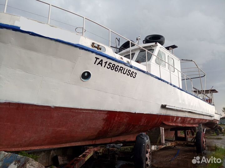 Катер Адмиралтеец 371У