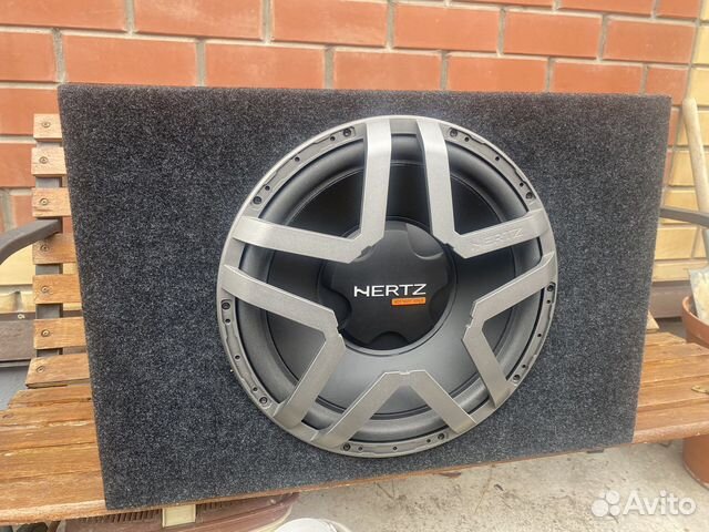 Сабвуфер hertz ES 380