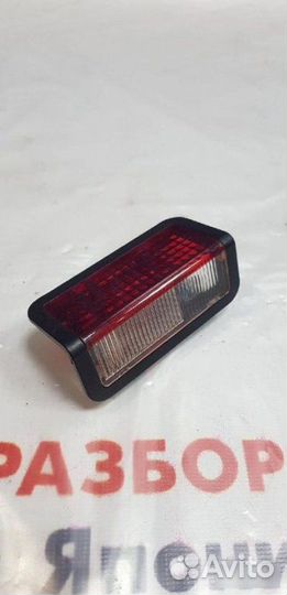 Плафон багажника Bmw X3 E83