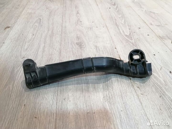 Кронштейн крепление проводки клипса Nissan almera