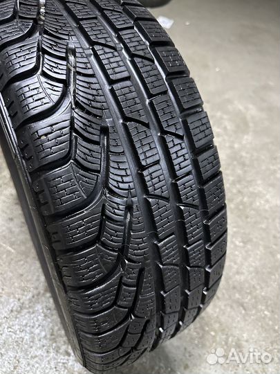 Pirelli Winter Sottozero 240 Serie II 205/45 R17