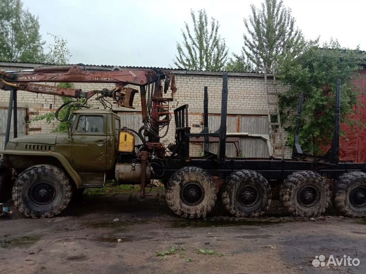 Урал 4320 с КМУ, 1989