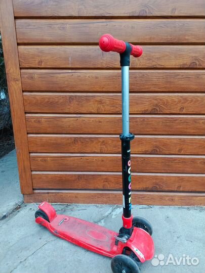 Самокат трехколесный 88см
