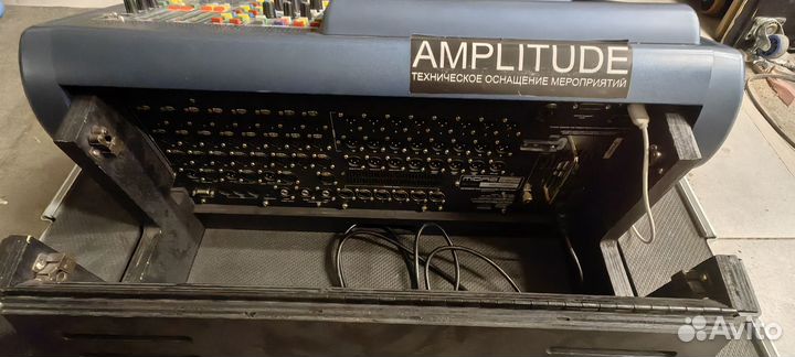 Цифровой микшерный пульт Midas PRO1