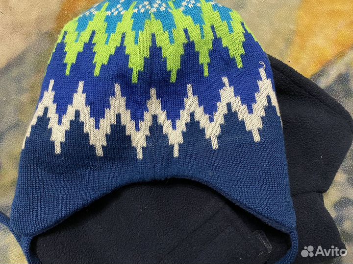 Шапка шлем lassie и манишка