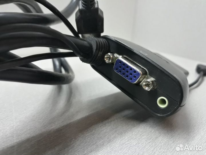 KVM переключатель D-Link KVM-221 C1A с USB портами