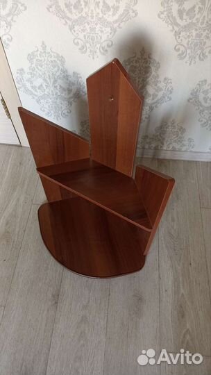 Полка настенная угловая