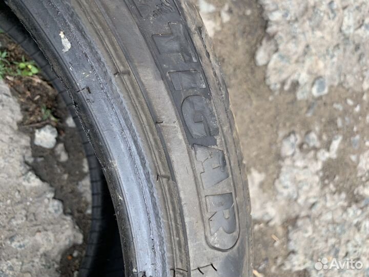 Tigar UHP Ultra High Performance 245/40 R19