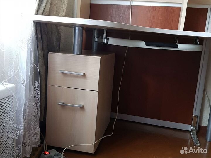 Компьютерный стол бу