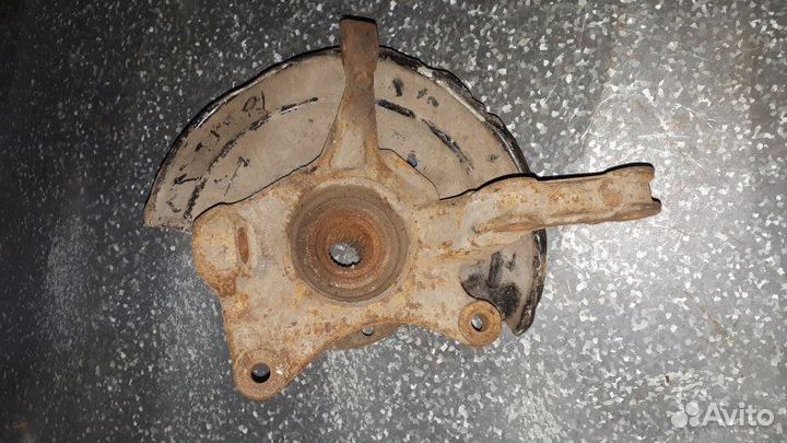 Кулак поворотный передний левый Renault Duster HSA