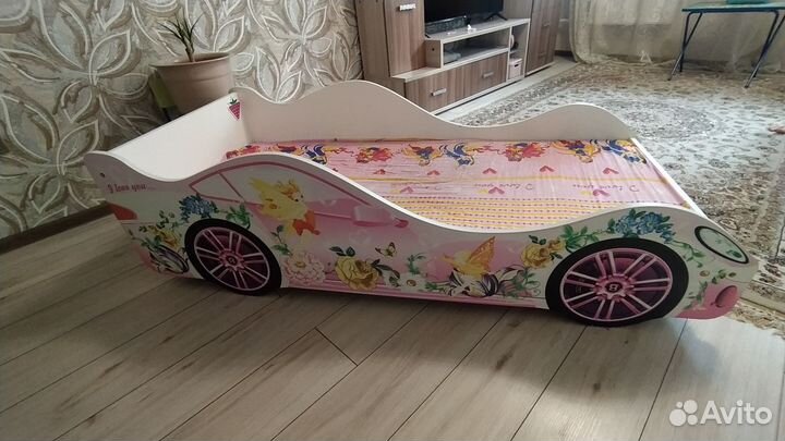 Кровать машина