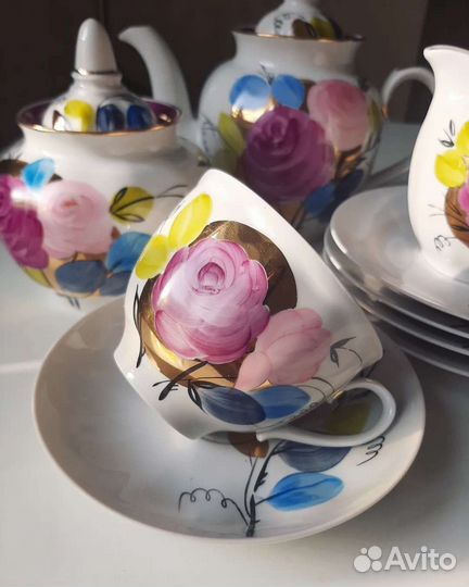 Преметы чайного сервиза Агашки Дулево