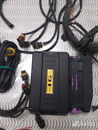 Газ оборудование. Компьютор и проводка на 6 цилин