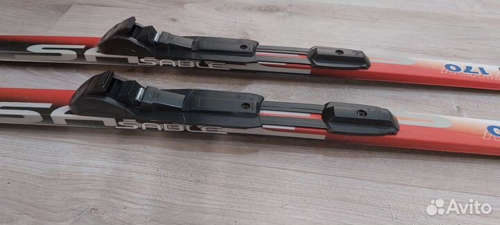 Лыжи беговые с ботинками 40 р