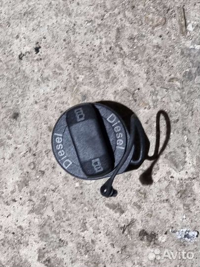 Крышка топливного бака Volkswagen Passat B5+