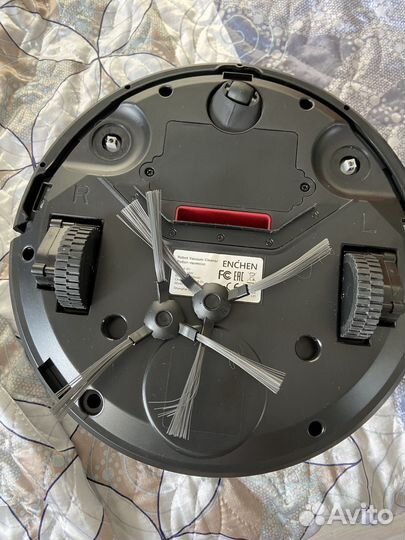 Робот пылесос