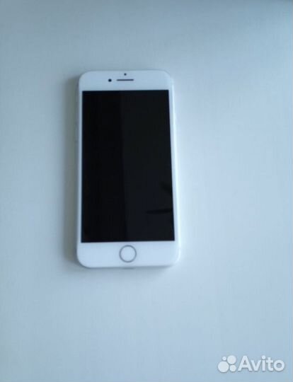 iPhone 7, 32 ГБ
