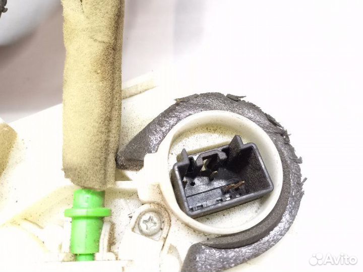 Замок двери задний правый Mazda 3Bl 2011