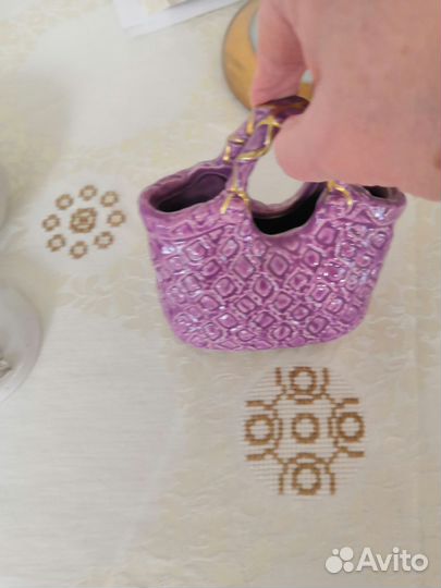 Маленькие вазочка, фарфор