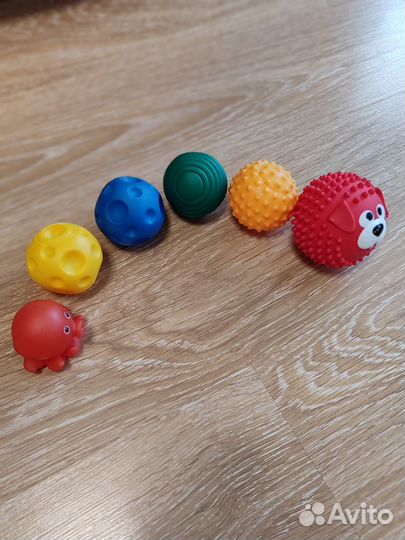 Развивающие игрушки пакетом