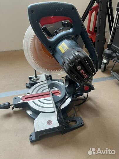 Торцовочная пила bosch gcm10j