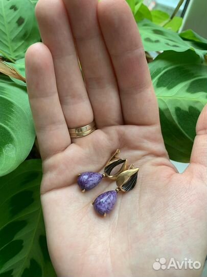 Серебряные серьги с чароитами