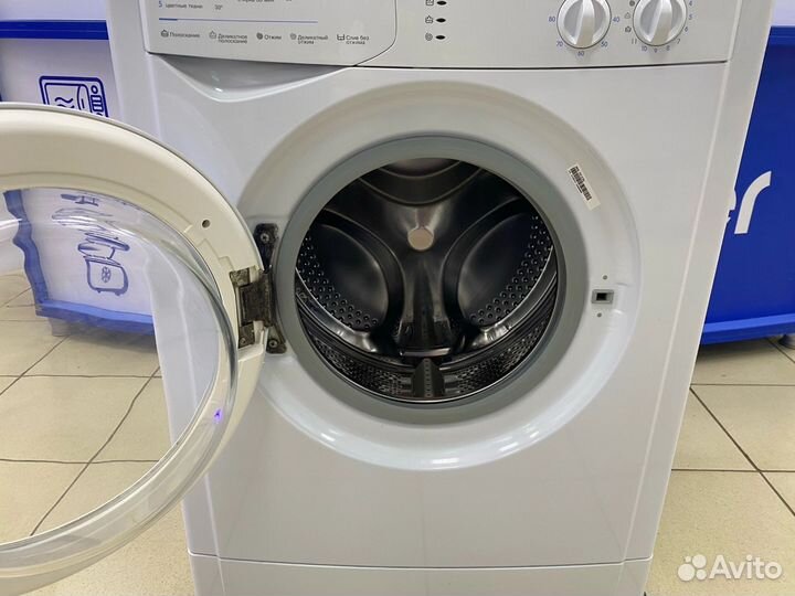 Стиральная машина indesit