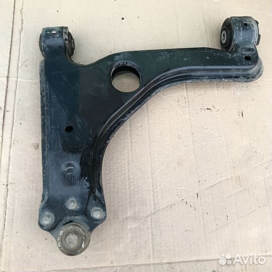 Рычаг передний правый Opel Vectra B
