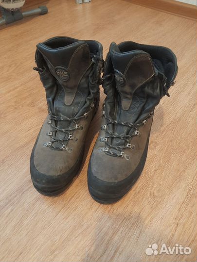 Трекинговые ботинки Lomer Everest (размер 46)