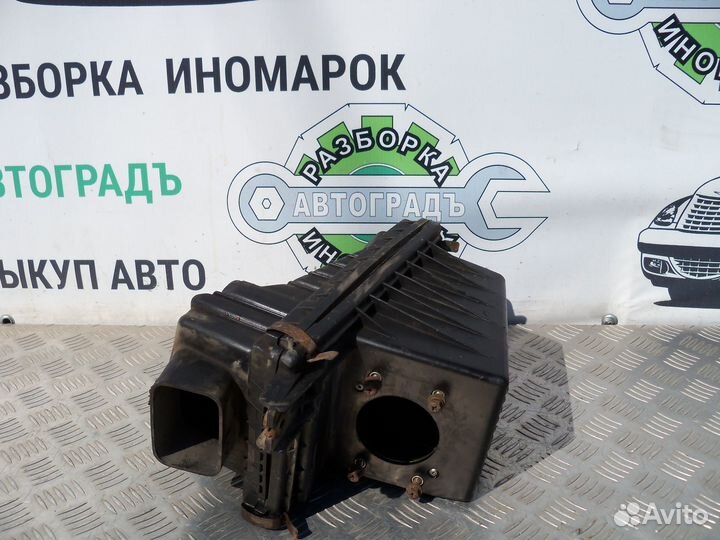 Корпус воздушного фильтра Nissan Maxima A32 VQ30