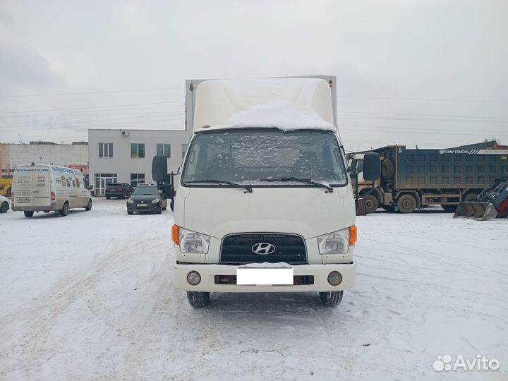 Изотермический фургон 28 м³ Hyundai HD78, 2013