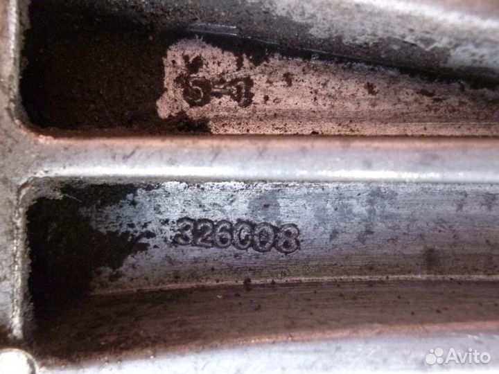 Кронштейн кпп Volvo V50