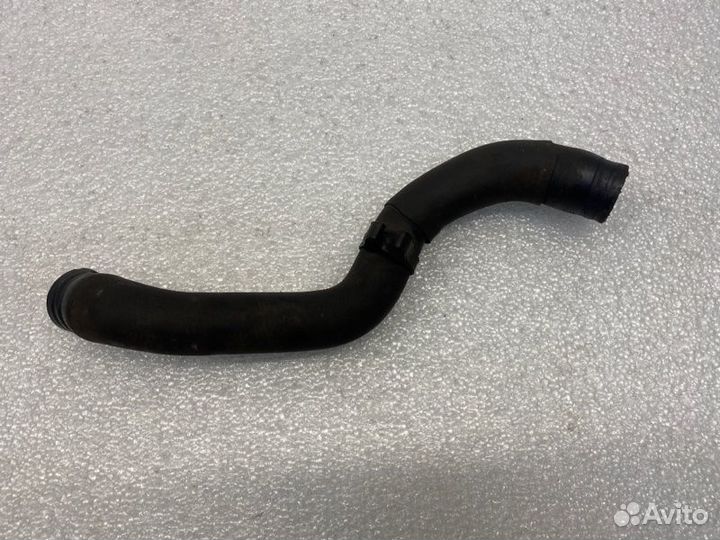 Патрубок системы охлаждения Volkswagen Polo седан