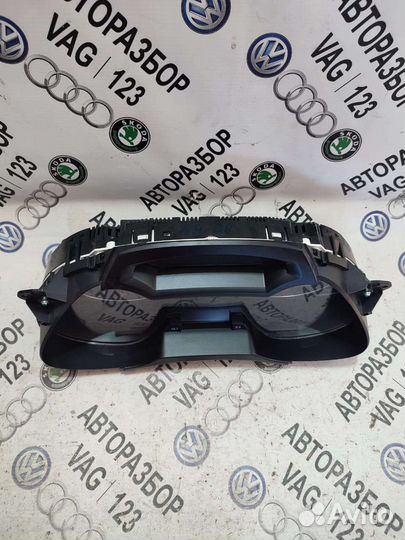 Панель приборов Audi A4 B8