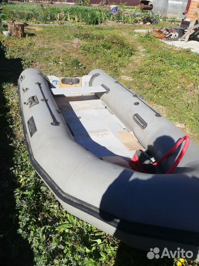 Килевая Моторно гребневая лодка пвх 360