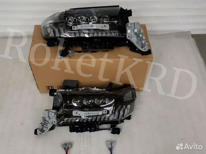 Фары Toyota Land Cruiser 200 2016+ 4 линзы F6895