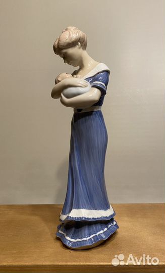 Фарфоровая статуэтка Royal Copenhagen