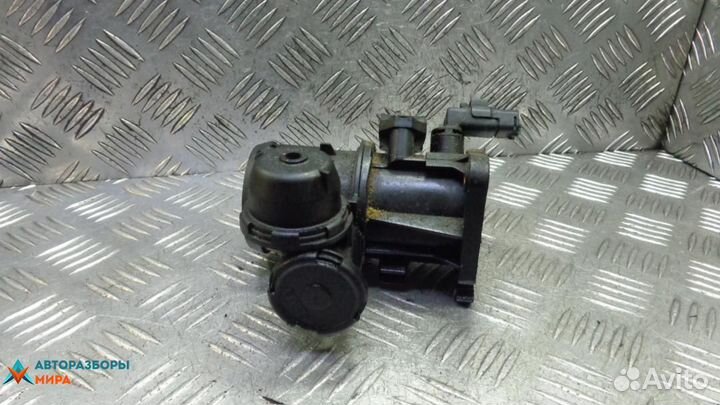 Заслонка дроссельная Peugeot 407 2007