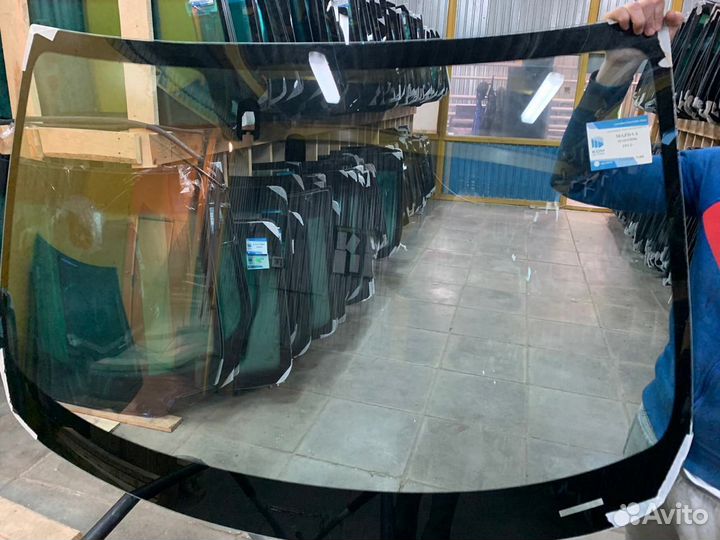 Лобовое стекло Мазда 6